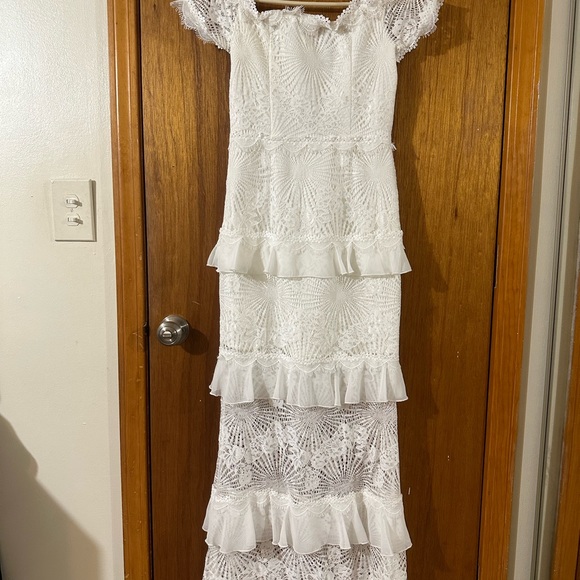 Foxiedox sz small formal dress, lace dress summer dress, white gown off shoulder - Picture 6 of 8